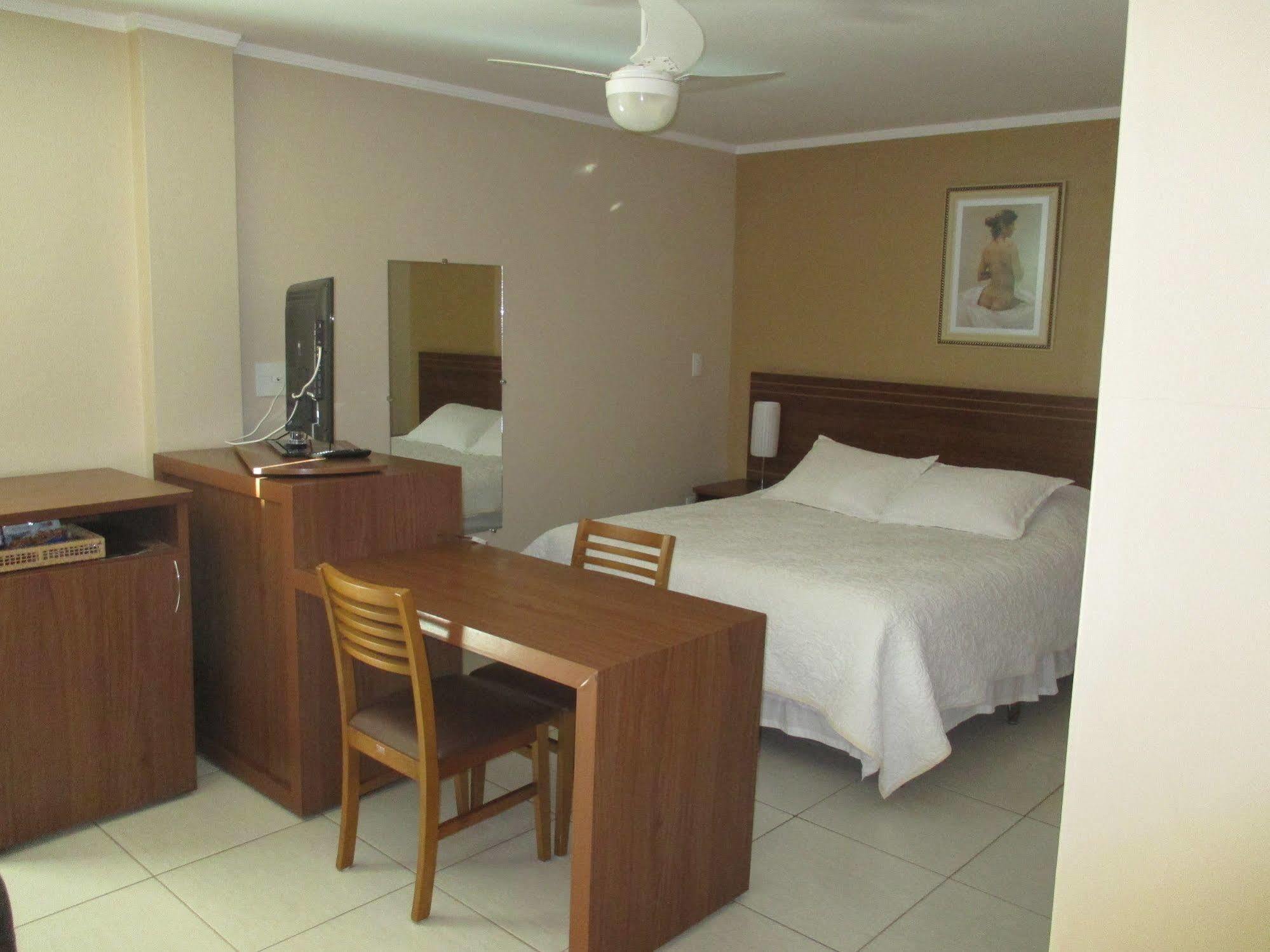 Victor Plaza Formiga Hotel ภายนอก รูปภาพ